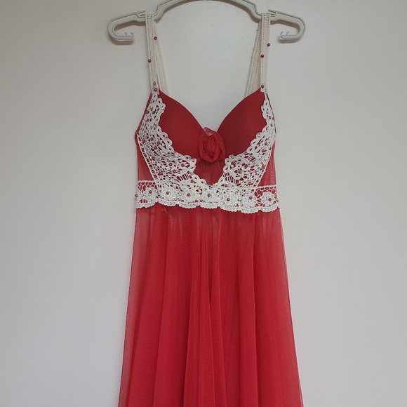 Vintage lace slip with crochet work - Picture 4 of 6